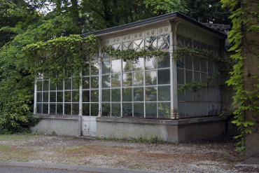 Serre du parc de la mairie de Sainte-Foy-Lès-Lyon.