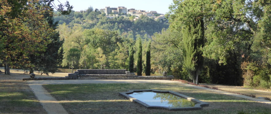 Parterre de la bastide aixoise